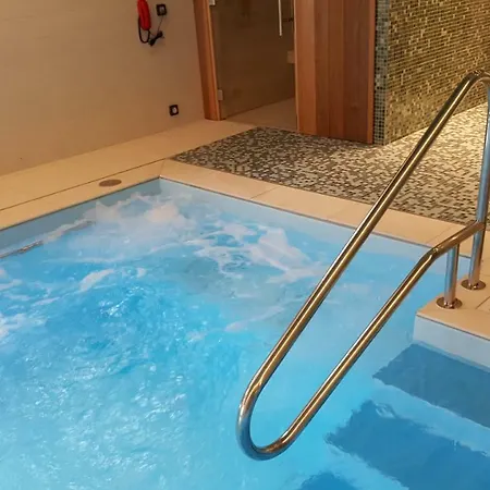 Domitys - Les Robes D'airain 4* Καν