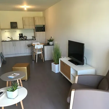 Domitys - Les Robes D'airain 4* Καν