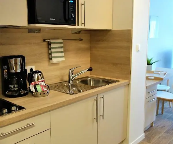 Domitys - Les Robes D'airain 4*