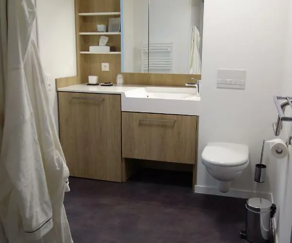 Domitys - Les Robes D'airain Appart hôtel 4*